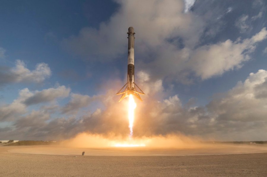 Space X celebra mais uma missão bem-sucedida. Desta vez ao serviço das forças armadas
